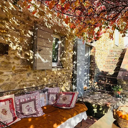بيت للعطل Mas Des Magnarelles / Uzes / Cevennes *